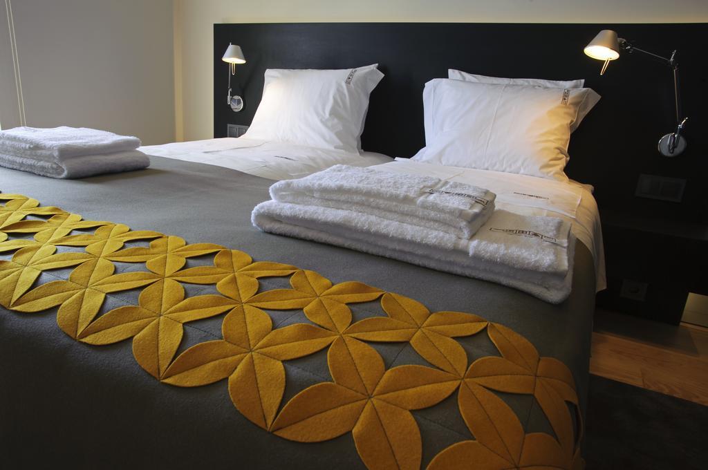 Casa De L Cura Guest House มีรันดา โด โดว์โร ภายนอก รูปภาพ